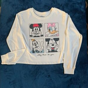 Disney Mickey & Friends Graphic Tee Size Large